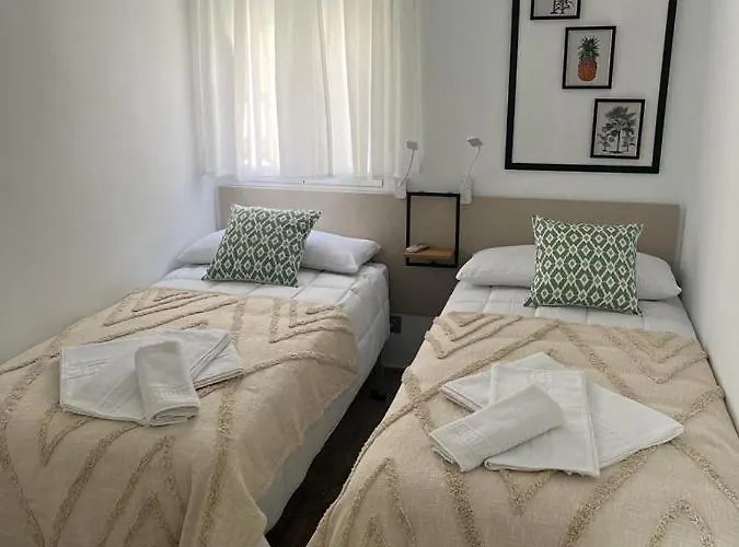 Ciudad Jardin Cuarta Planta Sin Ascensor Apartmán *